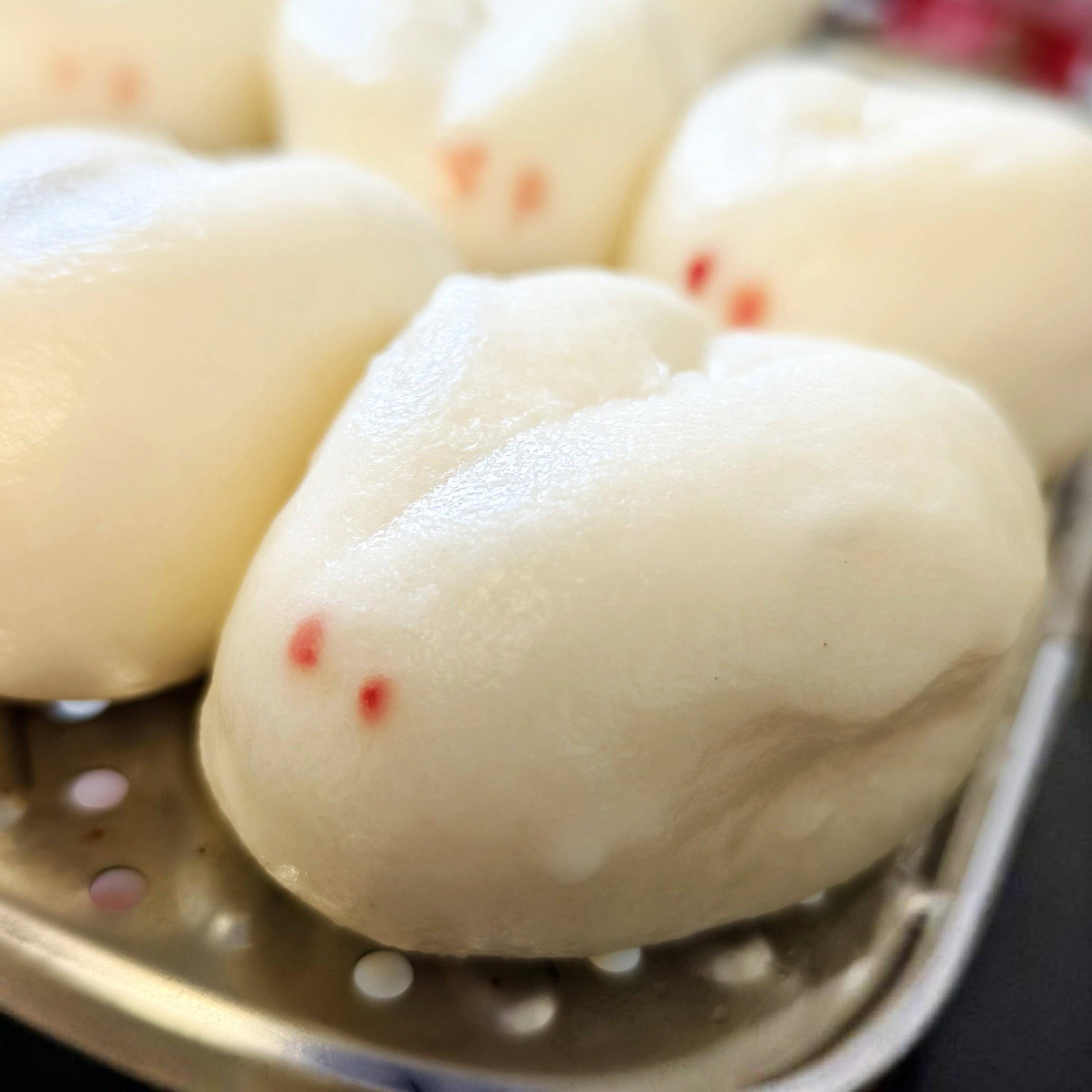 新货玉兔甜包儿童早餐早点心面食面点奶黄包速冻包子馒头卡通包约