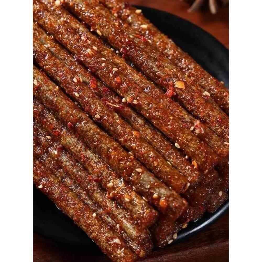 三湘世家辣条魔鬼辣棒变态魔鬼辣爆辣网红爆款校园零食平江辣条