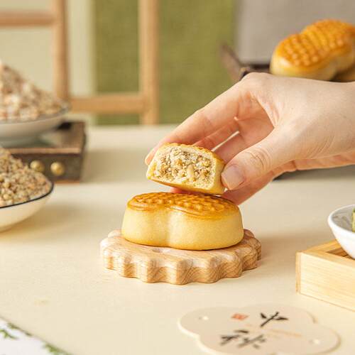 新货低糖花生酥月饼馅料红豆沙绿五仁咸蛋黄肉松板栗枣糕点原材料