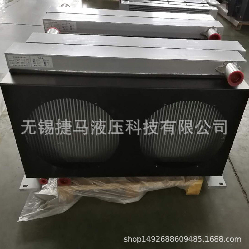 柳工鸿得利混凝土泵车油冷器