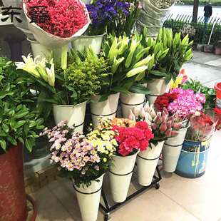 大号花店可移动花架铁艺多层带万向轮鲜花展示架货架塑料鲜花桶架