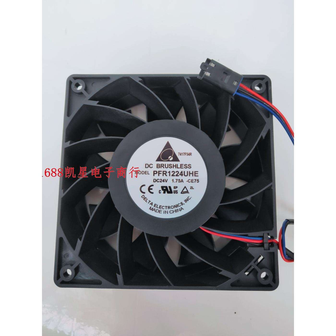 台达PFR1224UHE-CE751203824V1.75A3线大风量散热风扇