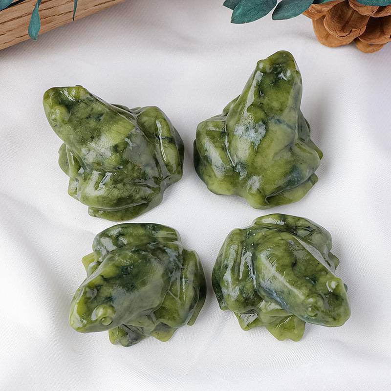 跨境天然水晶岫玉青蛙雕刻件水晶玉石小青蛙摆件家居办公桌面摆件