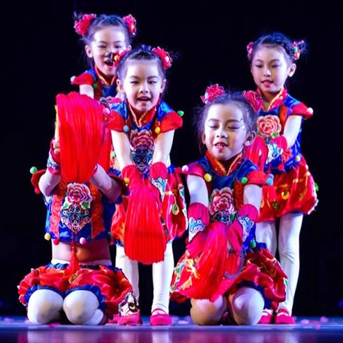 元旦中国小梦娃儿童喜庆演出服幼儿园女童舞蹈秧歌舞民族风灯笼裤
