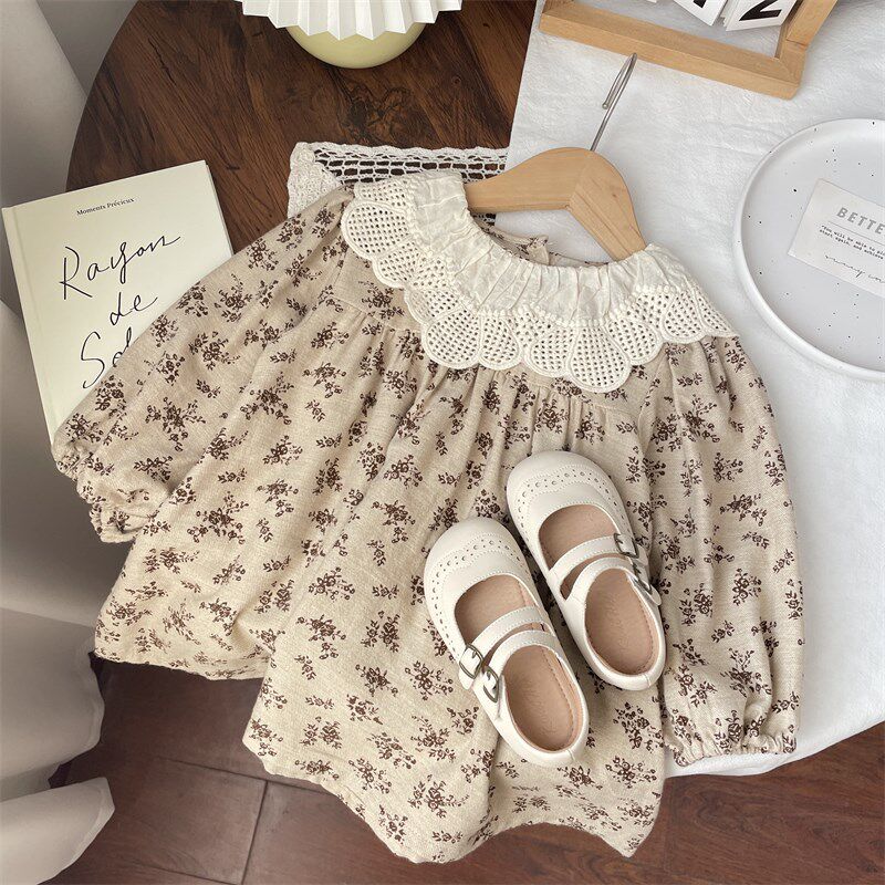 2024韩系童款休闲森系复古女童女宝宝小碎花蕾丝领长袖连衣裙裙子