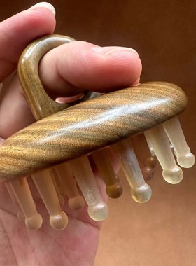 羊角按摩梳28钉绿檀环指梳牛角经络梳小众高级头皮按摩梳厂家