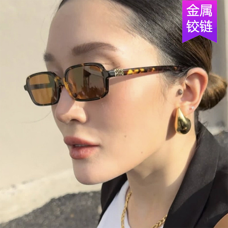 欧美时尚潮流太阳镜ins女感百搭方框墨镜户外街拍凹造型眼镜