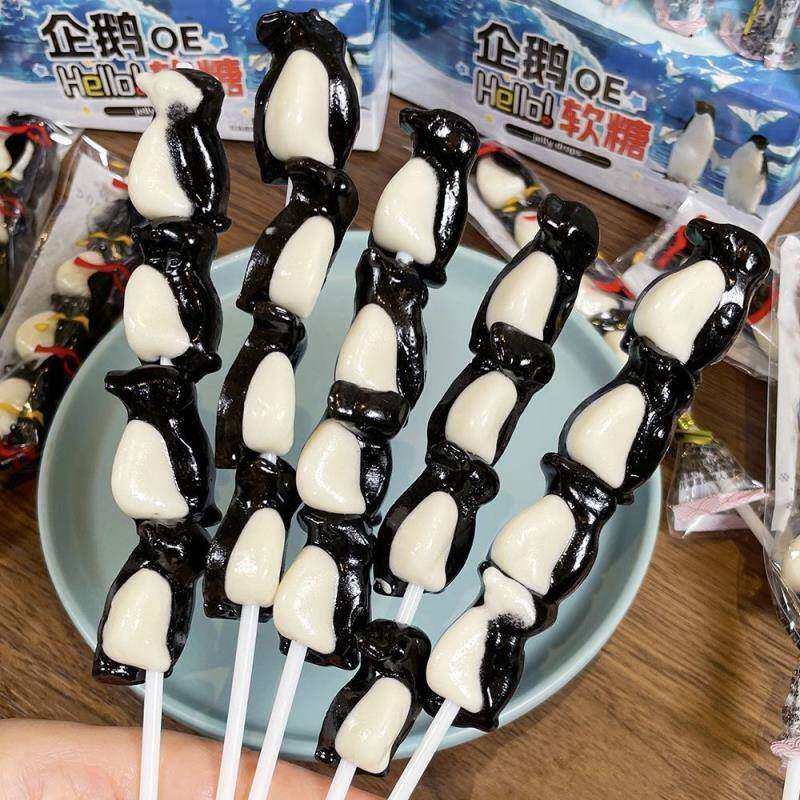 企鹅软糖网红串烧企鹅造型状棒棒糖果儿童恶搞卡通趣味多网红