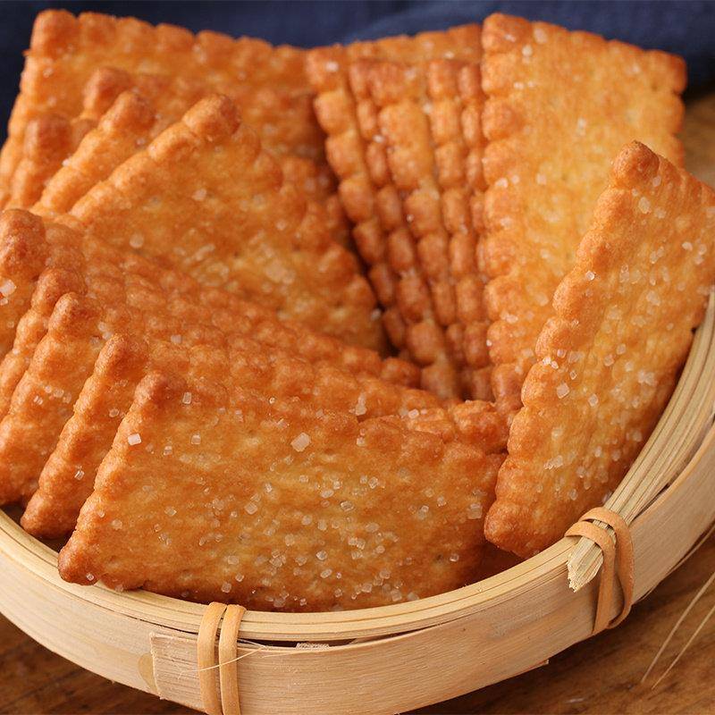 康元咸味奶酪饼干椰子奶油香橙夹心饼干酥脆小圆饼休闲办公零食