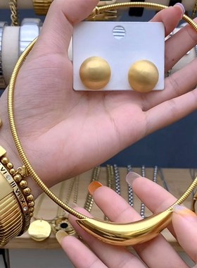 钛钢项链不掉色冷淡金属风弯管项圈时尚百搭弹簧颈链高级感锁骨链