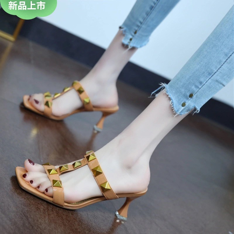 2025春季新款英伦风铆钉露u趾凉拖时尚外穿懒人半拖鞋女313233小