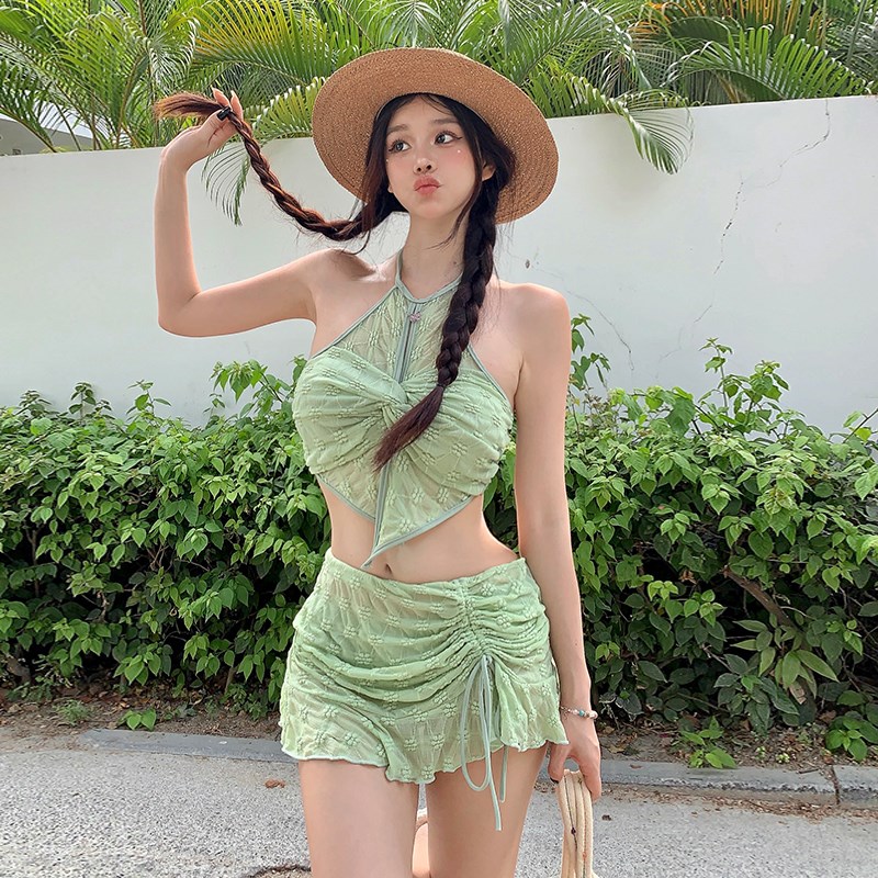 新款奶绿色挂脖抽绳裙式分体三件套泳衣女辣妹少Y女沙滩度假风