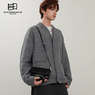 简约通勤斜挎手机包2025新款男包迷你J小包包高级感软皮单肩小挎