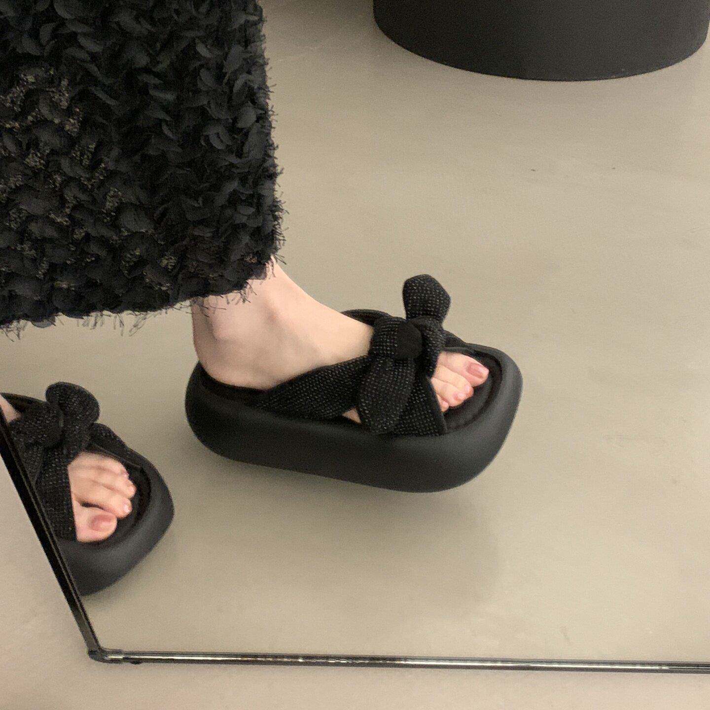 新品巨好看厚底增高凉拖鞋女士外穿夏2026新款不累脚网红超火外出