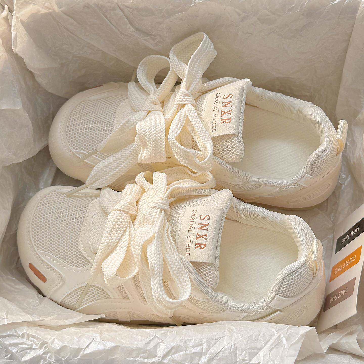 新品小白鞋女2026新款夏季透气网面鞋子配裙子的不累脚板鞋百搭德