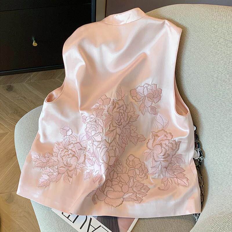 新品气质甜美国风刺绣唐装上衣马甲女秋季新中式醋酸立领无袖减龄
