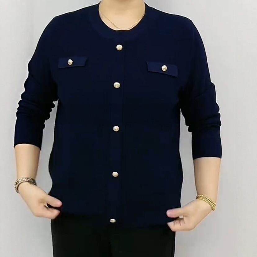 新品简约通勤纯色纽扣假兜圆领针织衫毛衣女春秋新款百搭中老年女