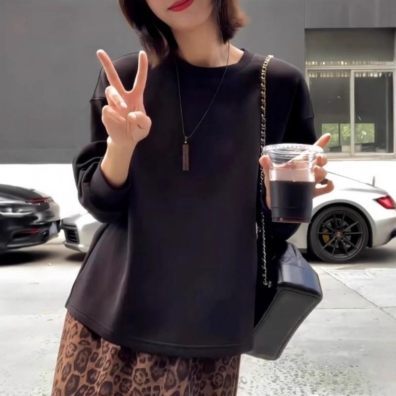 新品复古棕色圆领长袖T恤女秋季新款大码胖mm宽松巨显瘦纽扣装饰