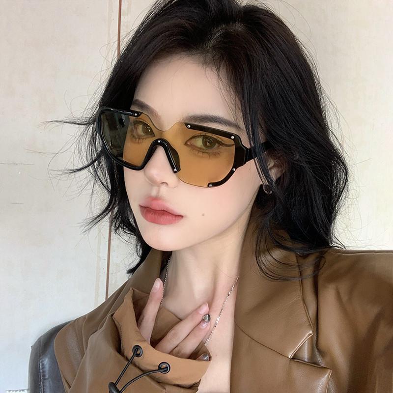 现货连体大框墨镜女复古黄
