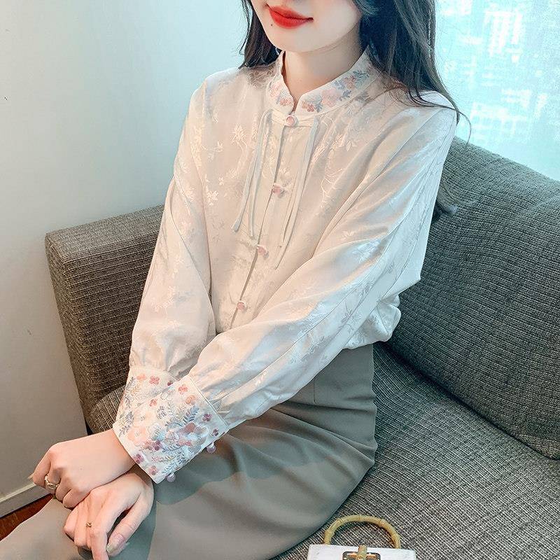 新品新中式国风刺绣白色雪纺衬衫女士春秋2026款旗袍小衫复古长袖