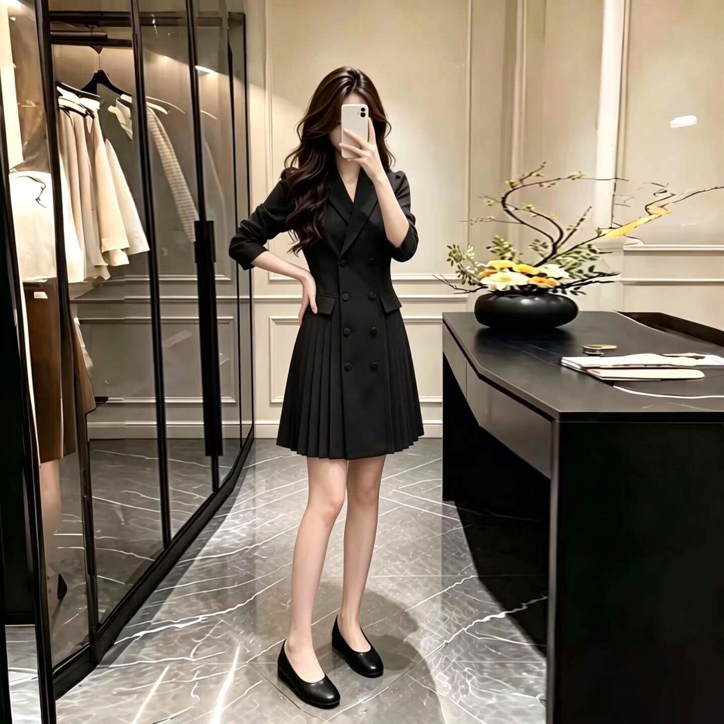 新品时尚高级感连衣裙西装领女士秋季新款洋气质显瘦中长款减龄百
