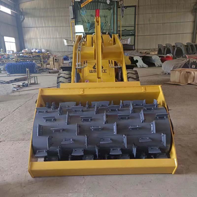 冬季道路除冰铲滑移装载机属具破冰器清雪设备