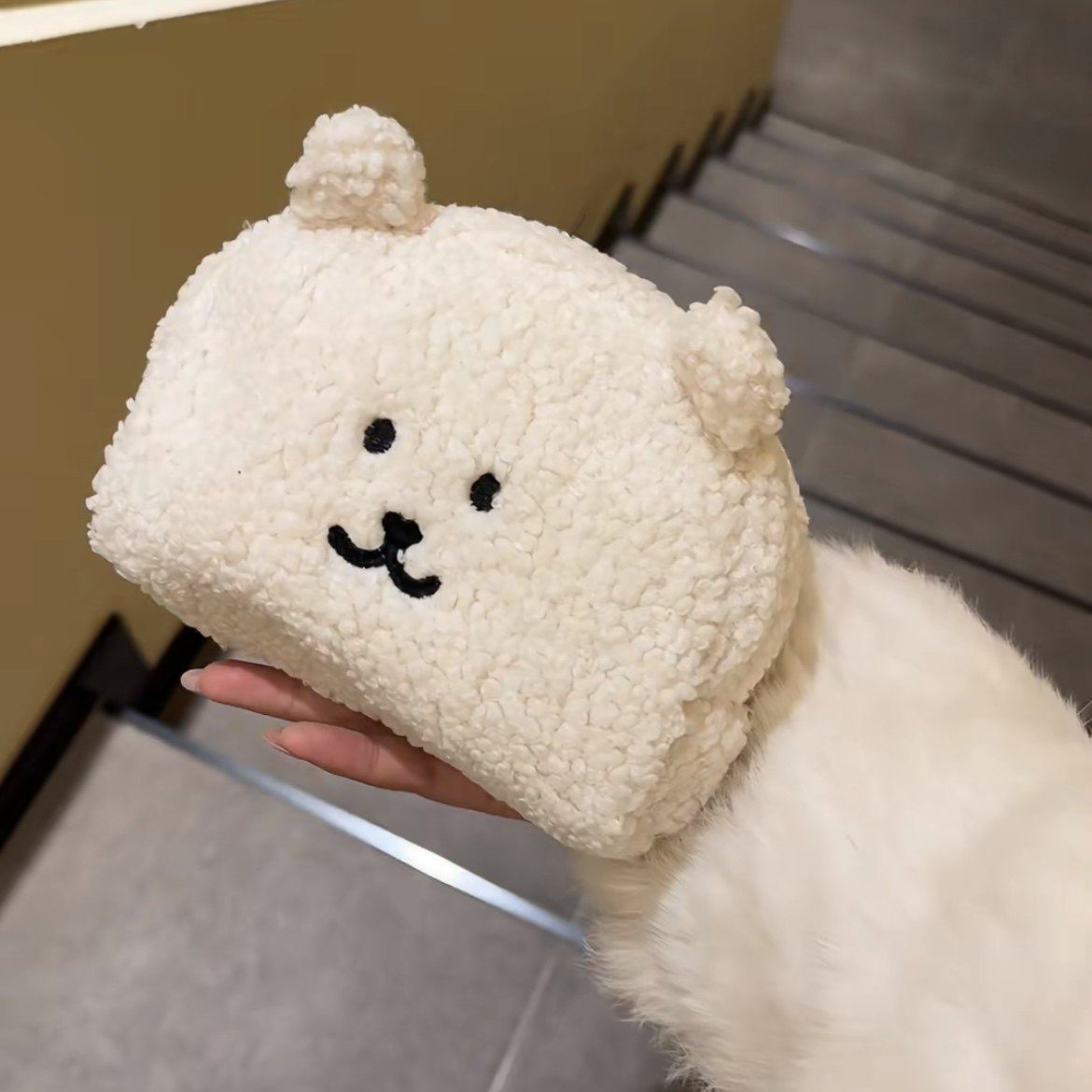 自嘲熊化妆包女大容量便携零钱包迷你小包精致手拿收纳包毛绒卡包,收纳整理,化妆包,淘宝优惠券,粉丝福利购,淘宝优惠卷