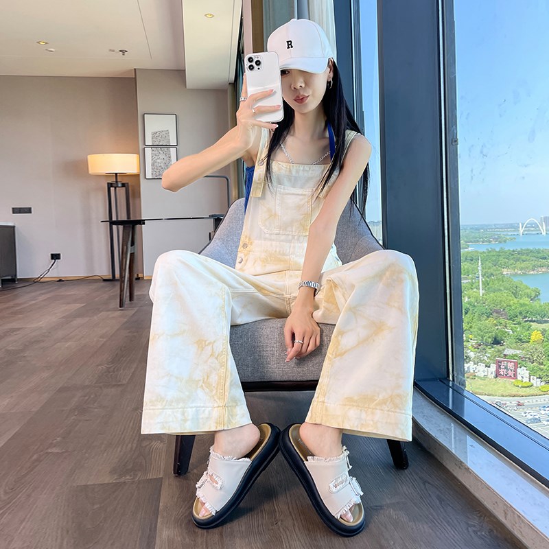 减龄扎染阔腿牛仔背带裤女夏季薄z款2025新款宽松休闲显瘦连体长