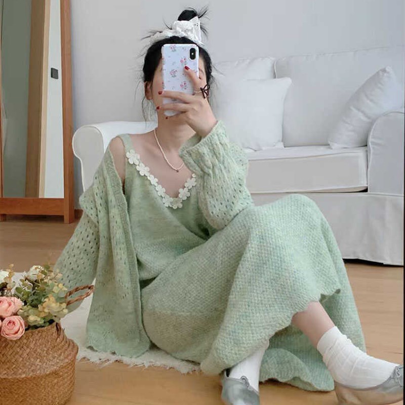春秋新款针织两件套女装背心连衣裙开衫镂空披肩裙子套装垂坠上衣