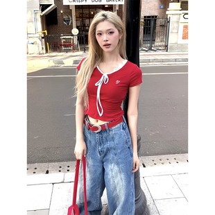 辣妹红色蕾丝V领正肩短袖女夏季收腰显瘦短款T恤小众设计感上衣潮