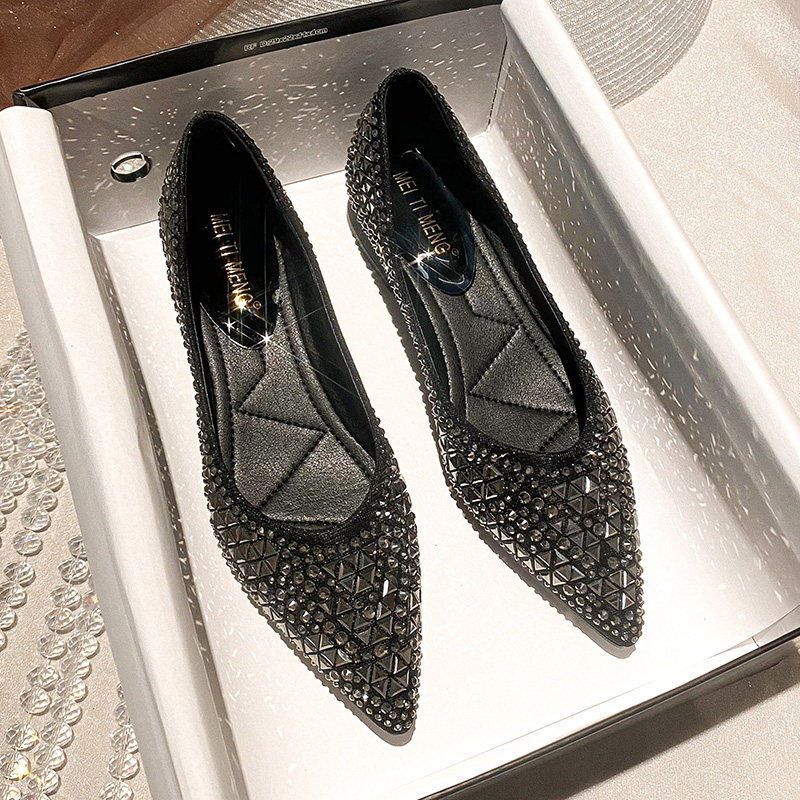 法式尖头粗跟单鞋女夏款2022新款浅口水钻平底瓢鞋气V质大码船鞋4,女鞋,浅口单鞋,淘宝优惠券,粉丝福利购,淘宝优惠卷