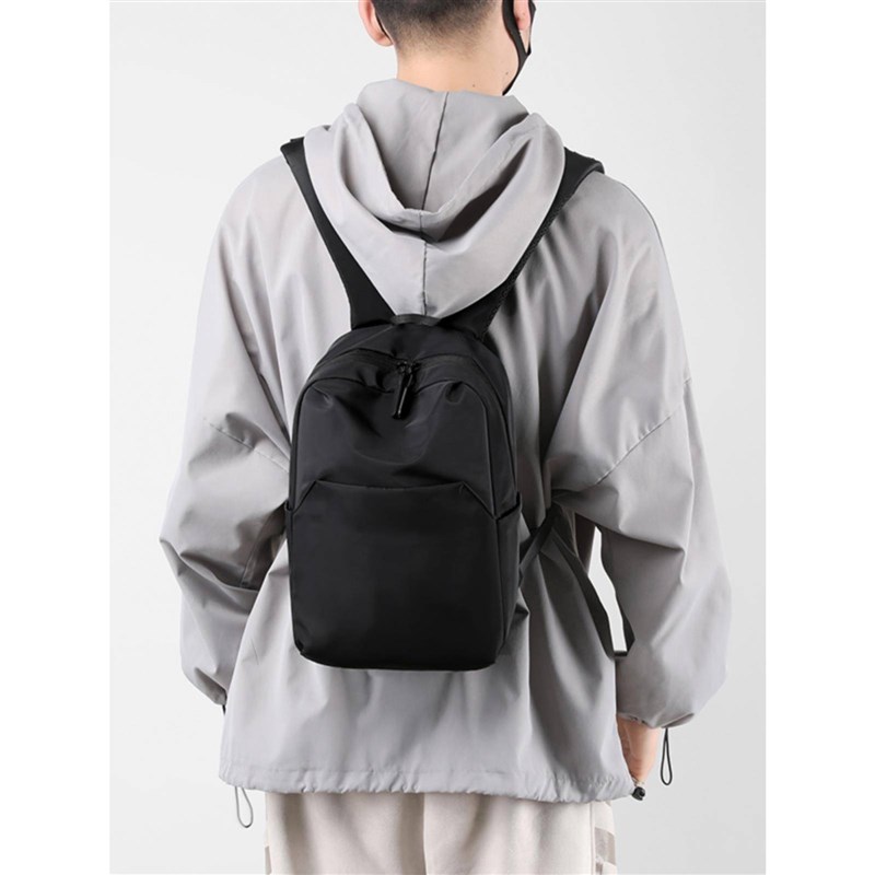 小号双肩包男士小型迷你双肩背包休闲旅行轻便简约百搭学生小书包