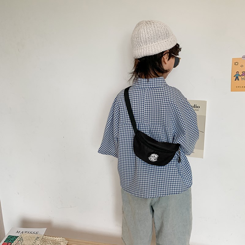 儿童胸包男孩帅气小挎包韩t版洋气外出女童斜挎包宝宝腰包零钱背