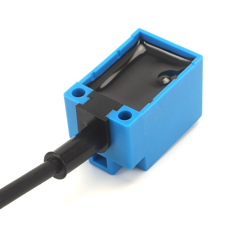 供应 接近开关LJE25M-8D1传感器 直流二线E25角柱型TL-N5MD1