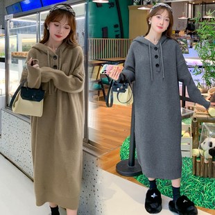 孕妇装秋冬款连衣裙2024新款韩版加厚宽松版连帽针织毛衣显瘦长裙