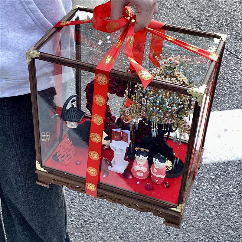 花轿展示盒玻g璃罩适配拼酷十里红妆点翠凤冠金翅鸟冠罩子非久间