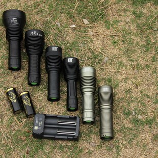 小怪兽手电强光手电远射聚光头灯高亮度牛魔王大怪兽黑金刚手电筒