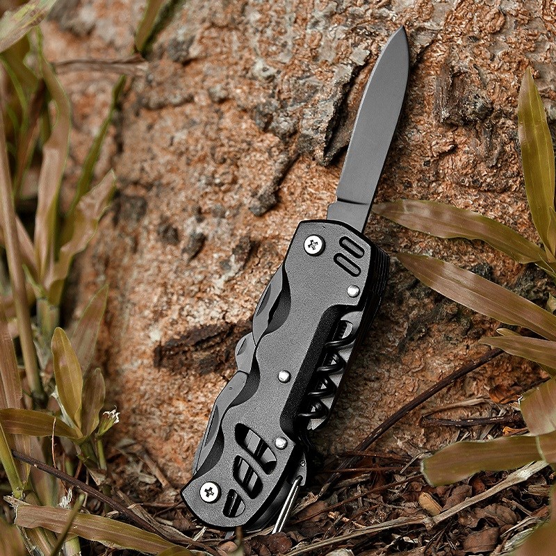New Multifunctionaol Folding Swiss Army Knife Portable EDC S