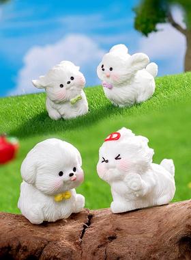 创意可爱奔跑小白狗 diy工位装饰品配件迷你车载电脑桌面小摆件
