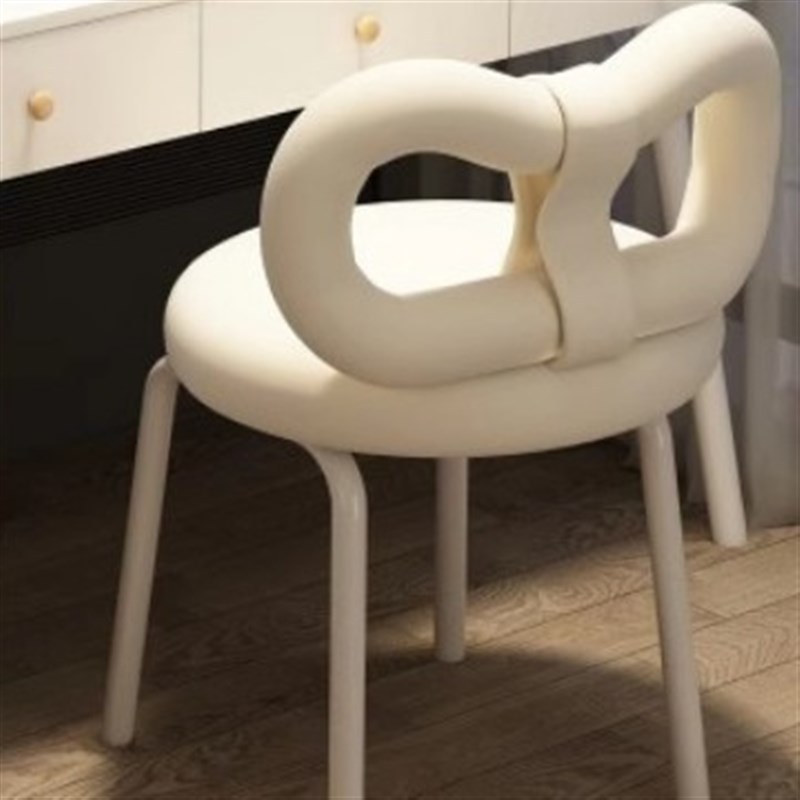 奶油风网红化妆椅家用2025新款小户型卧室高级现代简约轻奢化妆凳