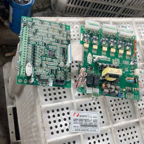 可维修sys5200、15kw板子一套功能包好。板子子无修
