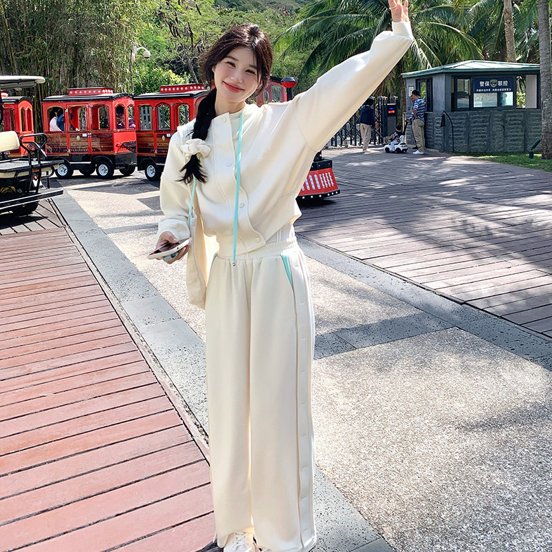 白色休闲运动套装女春秋2024新款洋气I减龄超好看设计感长裤两件