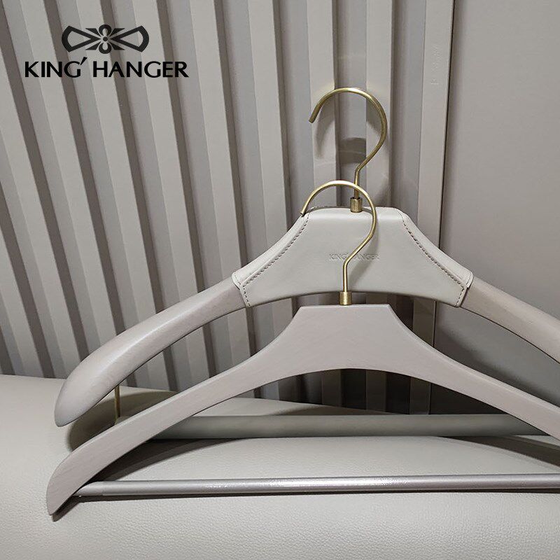 金领结高端实木衣架高级衣柜衣帽间专用衣挂高档西服大衣轻奢衣撑