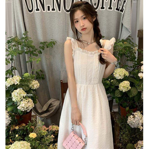 法式设计感白色吊带连衣