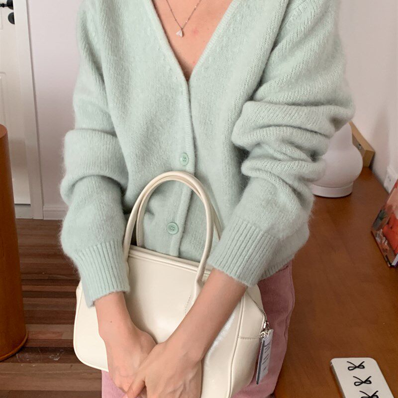 宽松V领毛衣外套女秋冬新款韩版慵懒风通勤软糯毛茸茸厚针织上衣