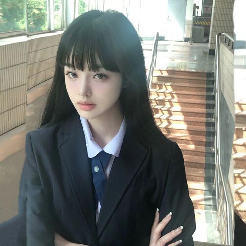 黑色草莓假发女黑k色长发日常网红自然逼真新款甜美jk全头套式