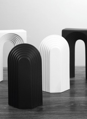 北欧现代艺术创意几何线条黑白陶瓷摆件装饰工艺品家居办公展馆