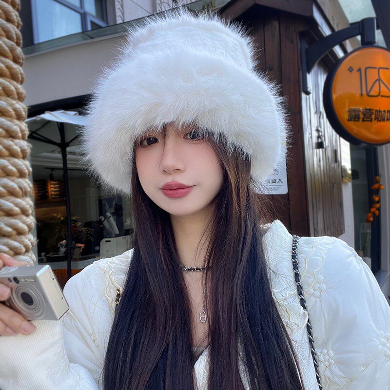 白色毛绒绒帽冬季韩版显脸小加绒加厚保暖渔夫帽子女防寒护耳盆帽