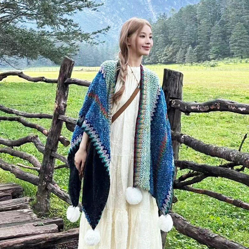 升级版毛球披肩外套围巾云南西藏保暖披风民族风新疆青海旅游斗篷