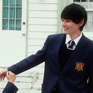 日剧一吻定情的徽章胸针琴子同款领带徽章